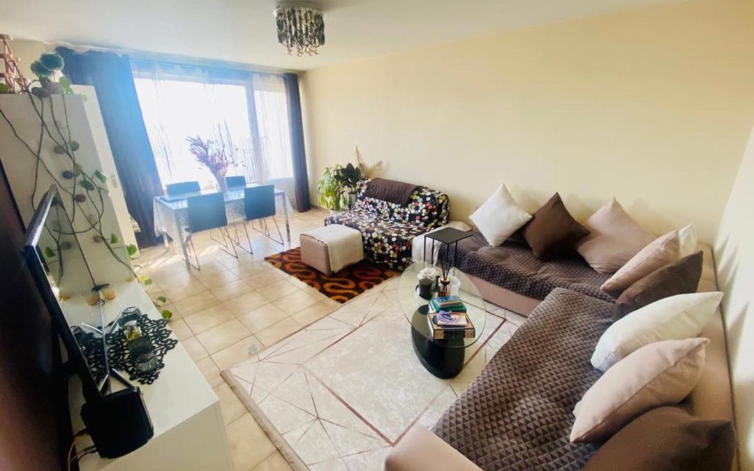 Appartement entièrement rénové