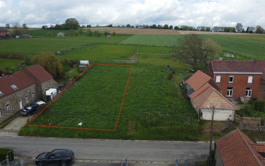 Terrain à Bâtir pour 4 façades